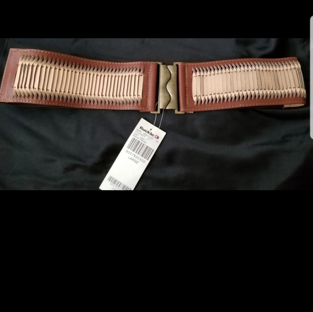 High waisted belt